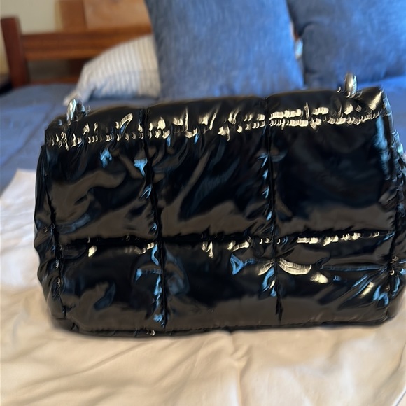 H&M handbag $25 - Picture 2 of 8